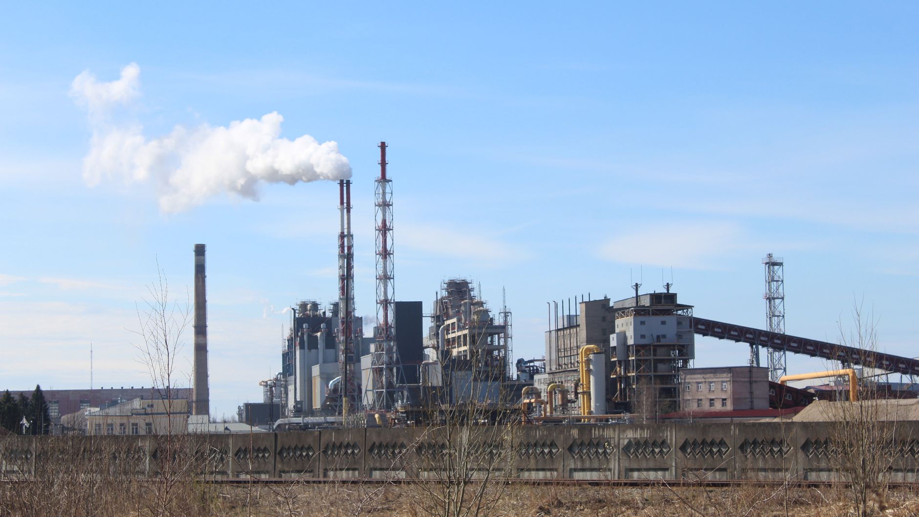 Búsqueda con inteligencia artificial para proveedores industriales