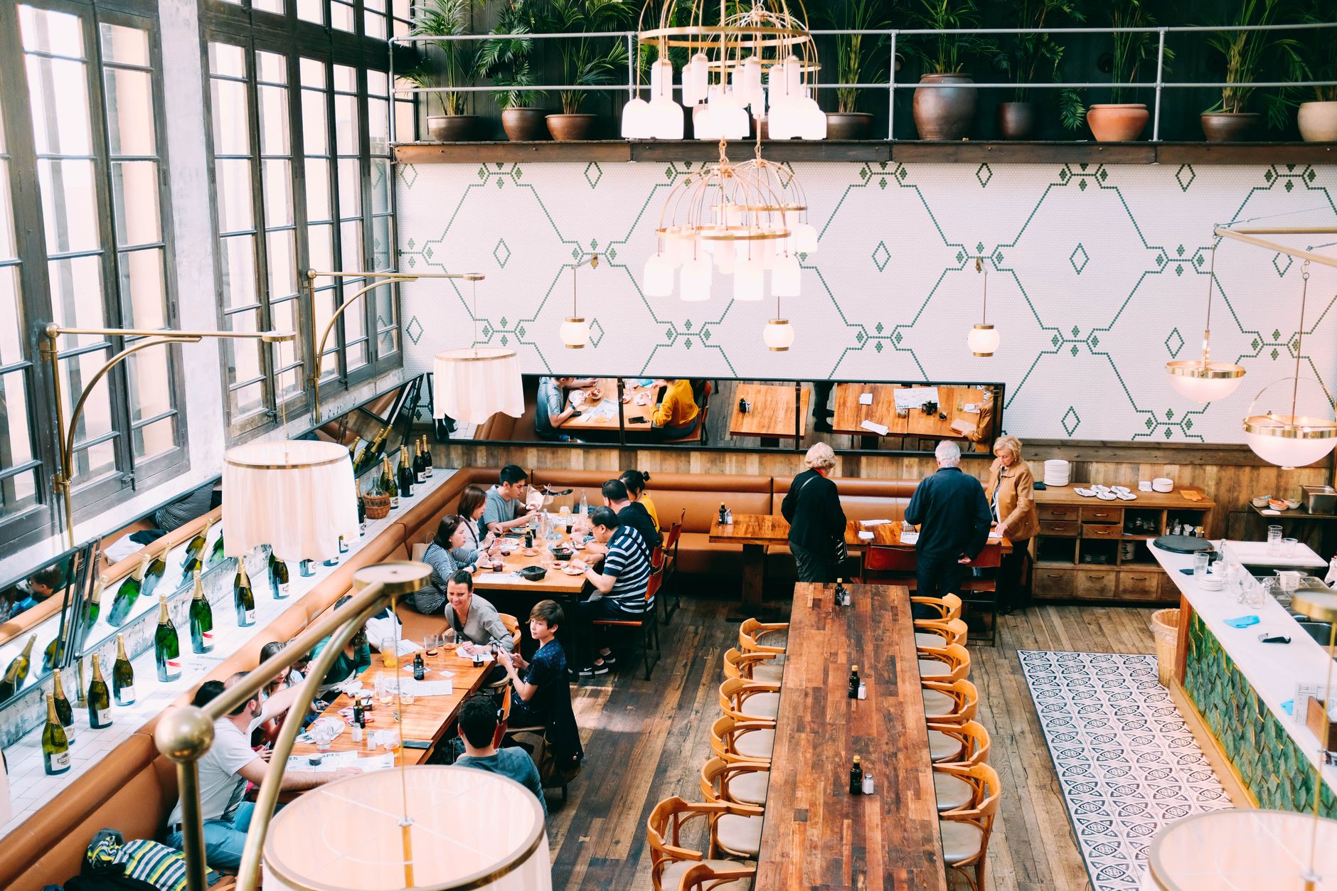 Restaurante lleno en Valencia posicionado en Google