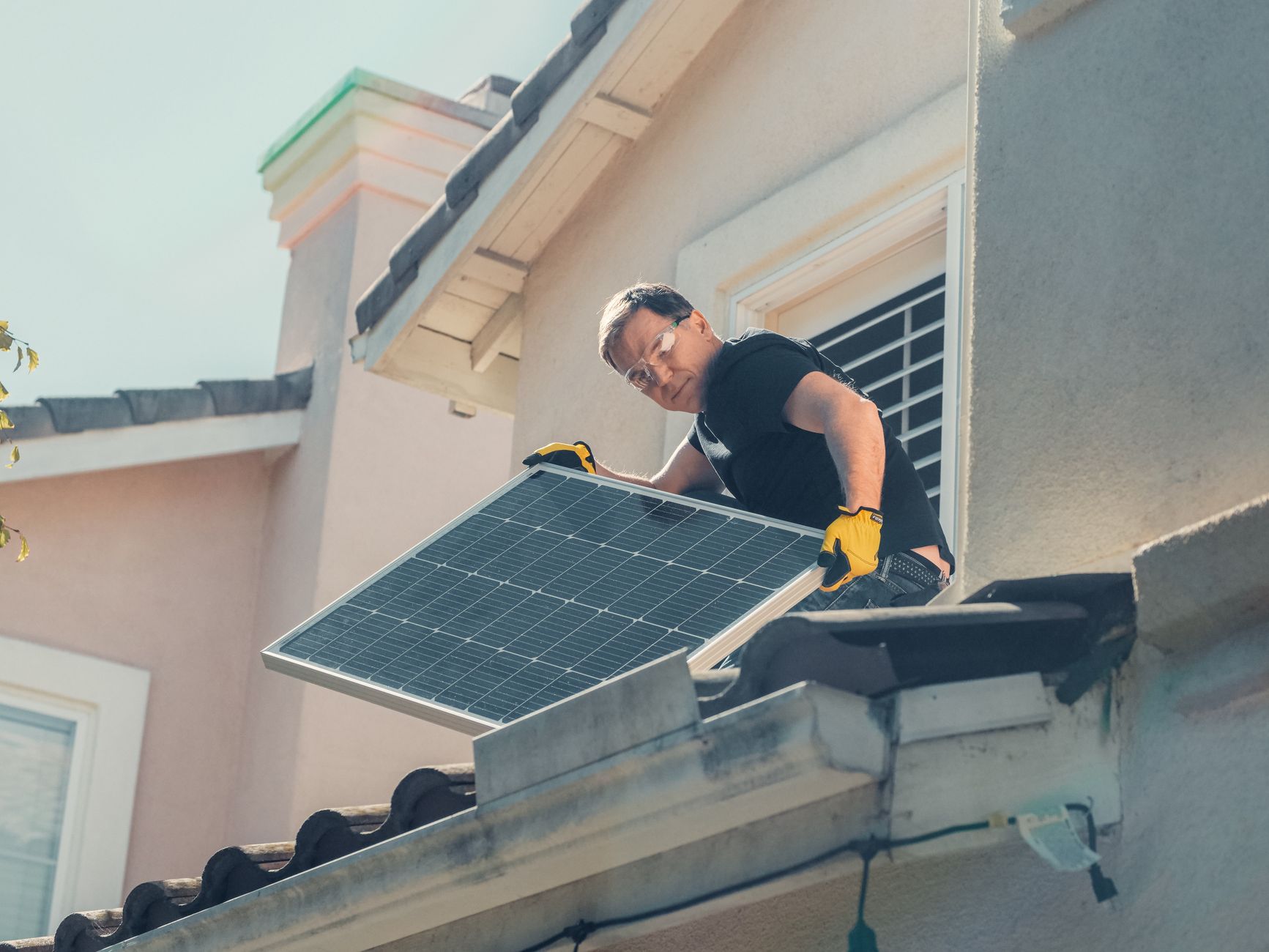 Contenido sobre ahorro y amortización de placas solares